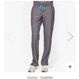 FIGS Scrub Pant Petite Cargo Graphite NWT